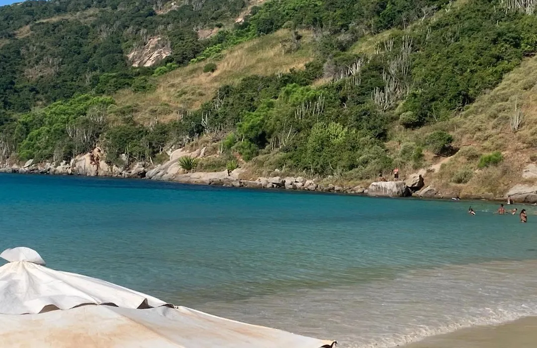 Ap praia dos anjos 1-1
